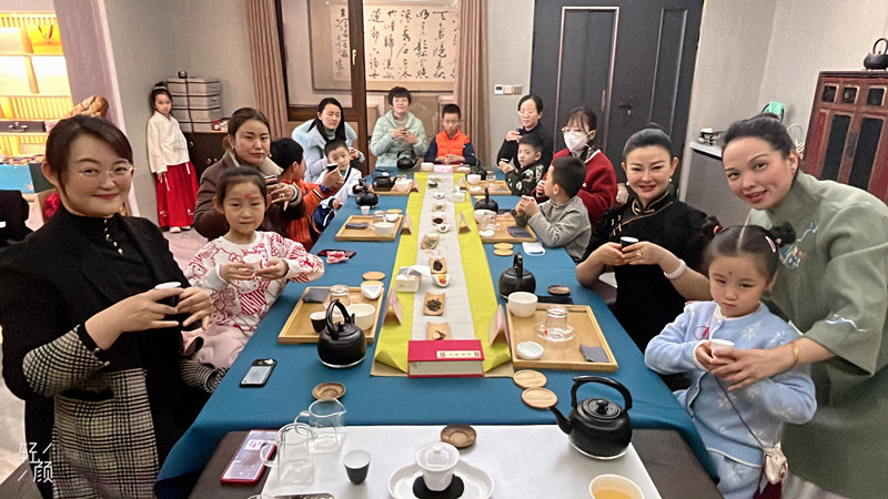 ���f��Ů��I(y��)���̕�(li��n)�ϼ����ò��^�_չ�ك��H�Ӳ�Y���(d��ng)